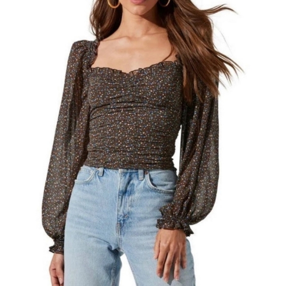 Astr Tops - Astr The Label Top Womens Medium Brown Blue Puff Sleeve Smocked Blouse